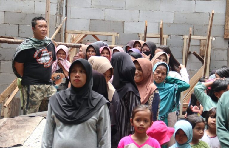 Air Mata Ipong, Senyum Baru dari Rumah yang Kini Berdiri