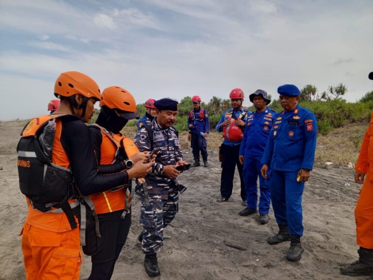 Dua Nelayan Hilang di Perairan Cidaun, Tim Gabungan Lakukan Pencarian