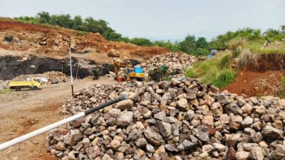 Mabes Polri Razia Galian C, Puluhan Truk Pasir Kabur