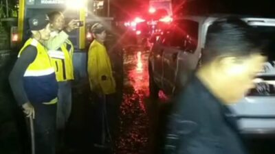 Longsor Cibinong–Sindangbarang: Jalan Sudah Terbuka Dua Arah, Petugas Turunkan Alat Berat