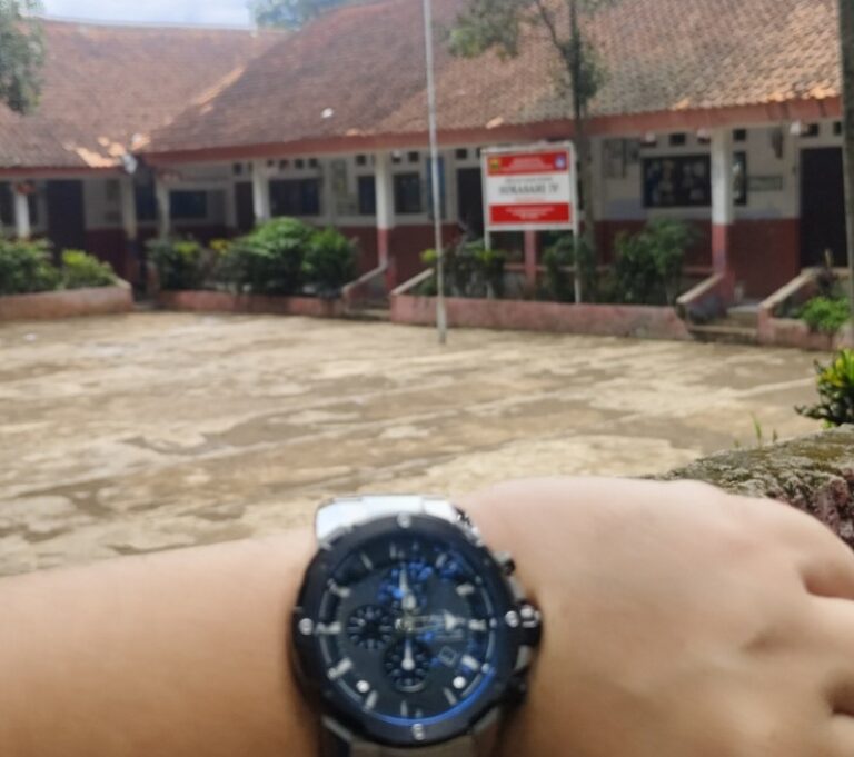 Sekolah Tutup lebih Awal, Azmi Soroti Dugaan Pelanggaran Jam Belajar di SDN Sukasari IV