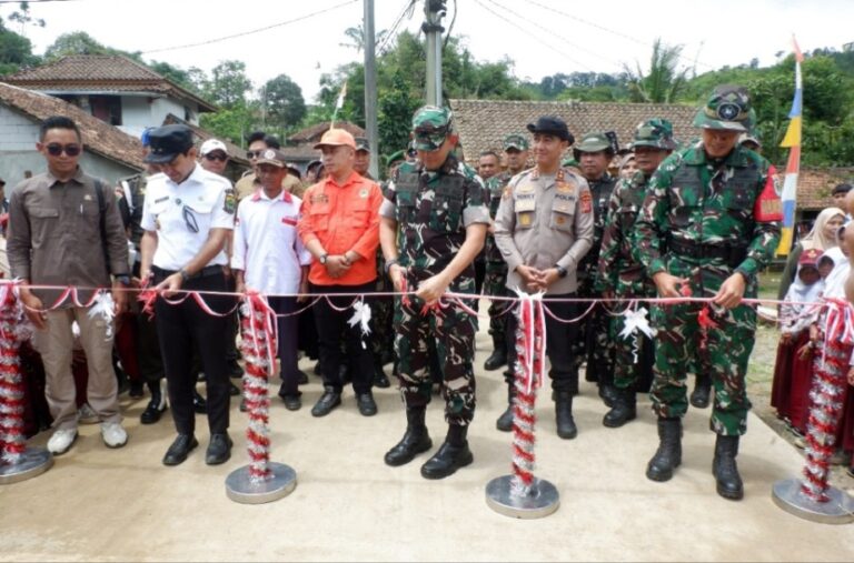 Wakil Bupati Cianjur Apresiasi TMMD di Campaka, Bukti Sinergi TNI dan Rakyat