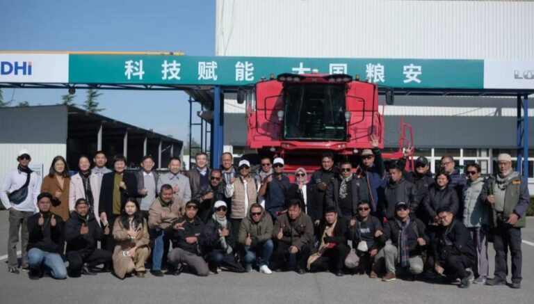 Kembangkan Pertanian Berbasis Sains, Kades Cibaregbeg Belajar ke Tiongkok