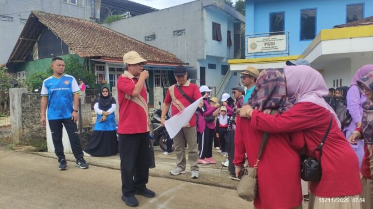 Ratusan Guru Meriahkan HUT PGRI ke-80 di Campaka