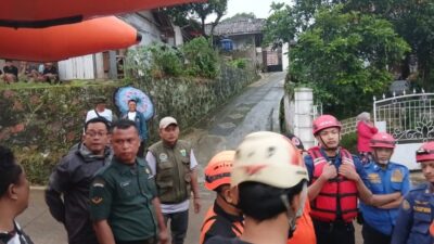 Pencarian Anak Hanyut di Sungai Cikundul Dilanjutkan Besok Pagi