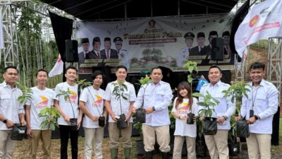 Ketua Fraksi Gerindra DPRD Cianjur Turun Langsung Tanam Pohon, Dorong Cianjur Hijau dan Tahan Bencana