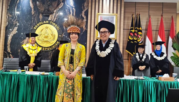 Disertasi Kritis Soal Papua Antar Giovanni Christy Raih Doktor Cumlaude di STIK-PTIK