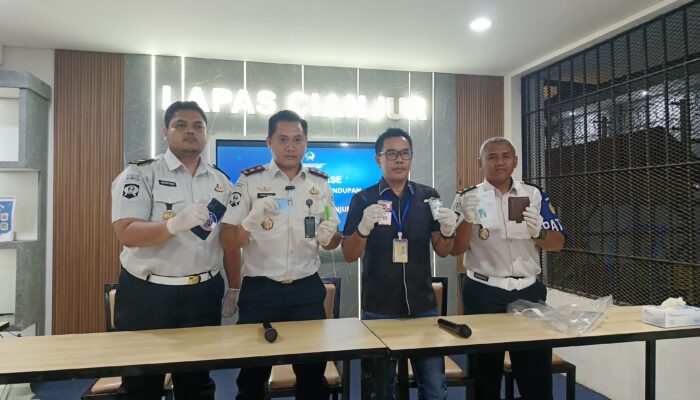 Gagal Ngebul di Balik Jeruji, Residivis Kepergok kirim “Parfum Aneh” ke Lapas Cianjur