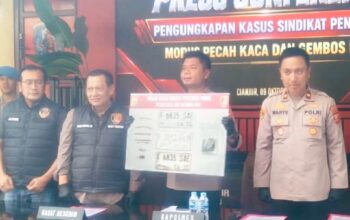 Ban Digembosi, Kaca Mobil Dipecahi, Komplotan Pemburu Uang Dibekuk Polisi